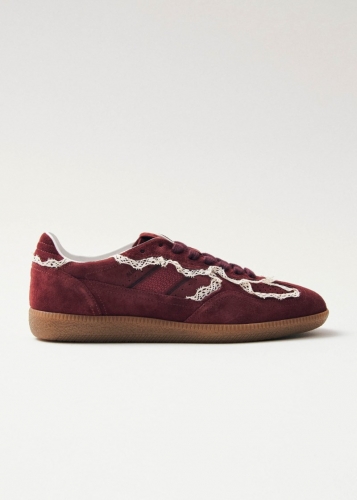Alohas Damen-Sneaker Tb.490 aus Leder und Häkelmaterial in Burgunderrot Alohas Damen-Sneaker Tb.490 aus Leder und Häkelmaterial in Burgunderrot