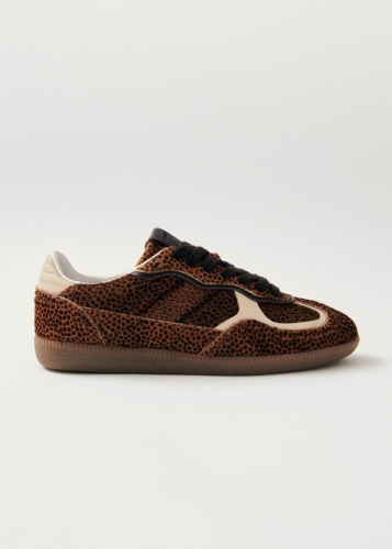 Damen-Sneaker "Tb.490 Rife" von Alohas aus hellbraunem, weichem Leder Damen-Sneaker "Tb.490 Rife" von Alohas aus hellbraunem, weichem Leder