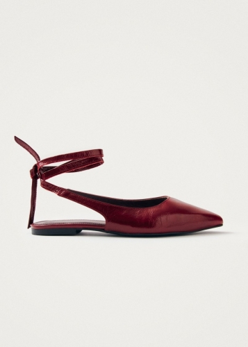 Damen-Ballerinas "Ribbon Onix" von Alohas aus burgunderrotem Leder Damen-Ballerinas "Ribbon Onix" von Alohas aus burgunderrotem Leder