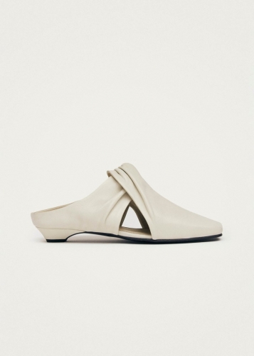 Alohas Damen-Mules aus Leder - Farbe: Creme (Blau) Alohas Damen-Mules aus Leder - Farbe: Creme (Blau)