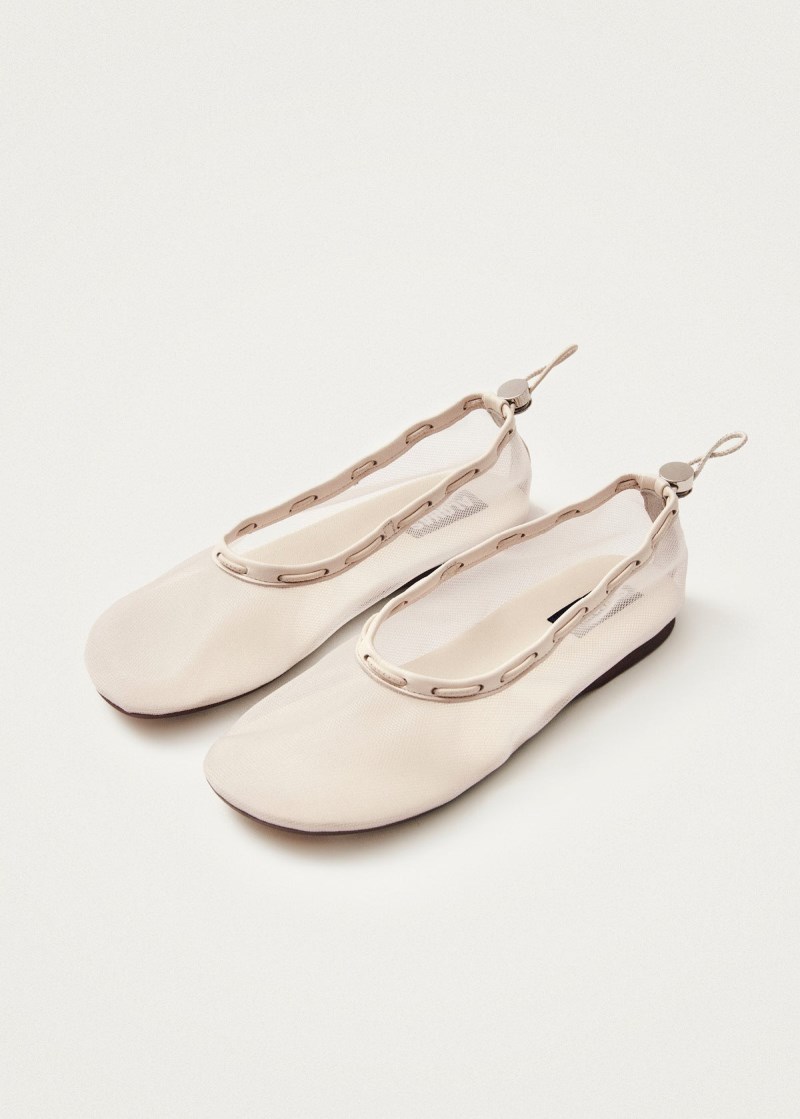Alohas Damen-Ballerinas Gill aus weißem Mesh